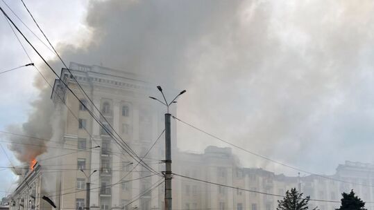 786-й день войны в Украине. РФ ударила по центру Днепра 19 апреля. Обновляется