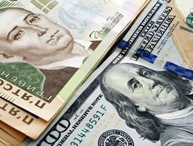 Курс гривны падает. Карточный уже достиг 43 гривен за доллар. Что происходит и какие перспективы