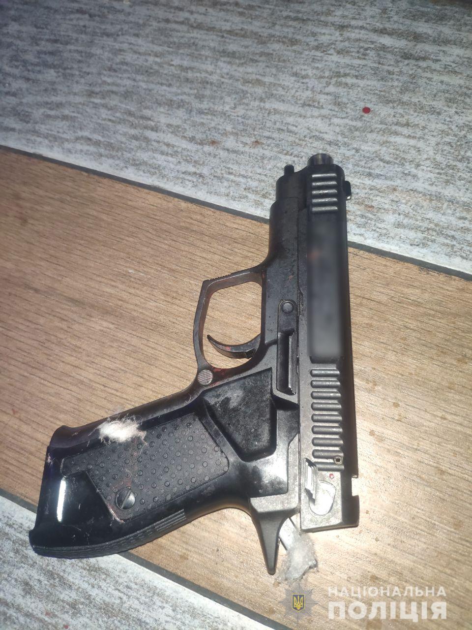 Фото полиции Харькова с места преступления 